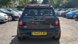 2010 MINI Clubman 1.6 Cooper S Euro 5 5dr in Black — image 6