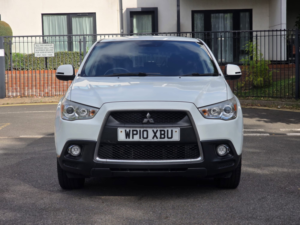 2010 Mitsubishi Asx Mitsubishi Asx 1.8 Diesel in White — image 2