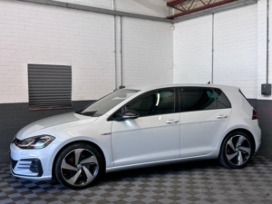 2017 Volkswagen Golf 2.0 Tsi Gti Hatchback 5dr Petrol DSG Euro 6 (s/s) (230 Ps) in Silver — image 4