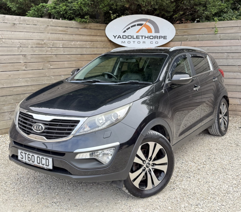 2011 Kia Sportage 2.0 Kx-3 in Black — image 1