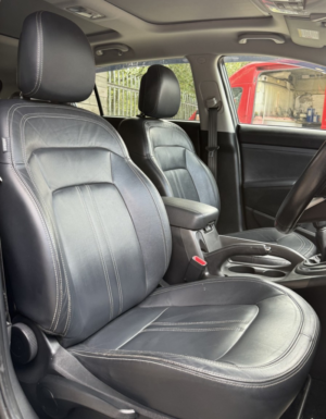 2011 Kia Sportage 2.0 Kx-3 in Black — image 5