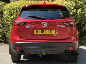 2016 Mazda Cx-5 2.2 Skyactiv-D Sport Nav in Red — image 6