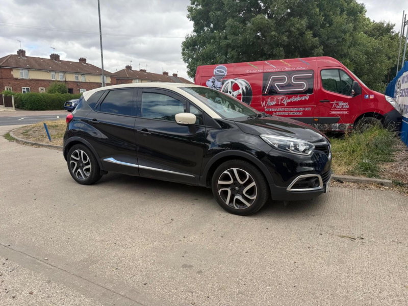 2013 Renault Captur 0.9 Tce Energy Dynamique S Medianav Euro 5 (s/s) 5dr in Black — image 1