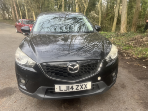 2014 Mazda Cx-5 2.2 Skyactiv-D Sport Nav in Black — image 3