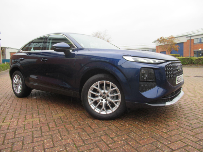 2026 Audi Q3 1.5 Tfsi Sport Sportback S Tronic Euro 6 (s/s) 5dr in Blue — image 1