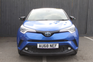 2018 Toyota C-Hr 1.8 Vvt-H Dynamic in Blue — image 2