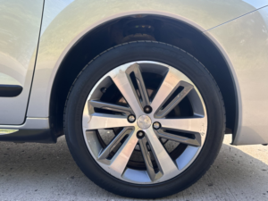 2015 Peugeot 3008 1.6 Bluehdi Allure in Silver — image 4