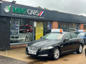 2012 Jaguar Xf 2.2 D Se Business in Black — image 6