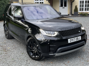 2017 Land Rover Discovery 3.0 Td V6 Hse in Black — image 2