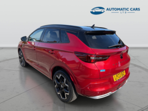 2023 Vauxhall Grandland Ultimate in Red — image 5
