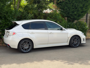 2010 Subaru Impreza Wrx Sti A Line 2.5 Turbo 296 Bhp in White — image 5