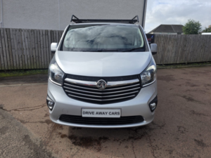 2017 Vauxhall Vivaro 1.6 Cdti 2700 Sportive in Silver — image 2