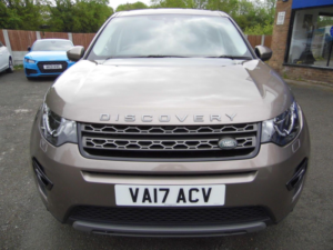 2017 Land Rover Discovery Sport 2.0 Td4 Se Tech Auto 4WD Euro 6 (s/s) 5dr in Brown — image 2