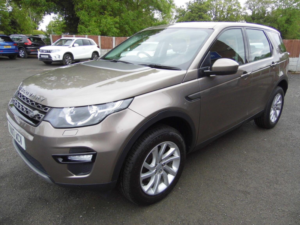 2017 Land Rover Discovery Sport 2.0 Td4 Se Tech Auto 4WD Euro 6 (s/s) 5dr in Brown — image 3