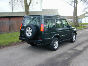 2003 Land Rover Discovery Ref 8746 - Land Rover Discovery 4.0 Hse Rhd - Ex Japan in Green — image 3