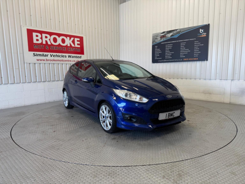 2015 Ford Fiesta 1.0t Ecoboost Zetec S Euro 6 (s/s) 3dr in Blue — image 1