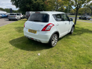 2016 Suzuki Swift 1.2 Dualjet Sz4 Hatchback 5dr Petrol Manual Allgrip Euro 6 (s/s) (90 Ps) in White — image 4