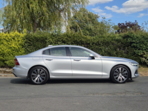 2019 Volvo S60 2.0 Inscription Plus T5 in Silver — image 4