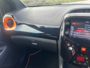 2020 Toyota Aygo 1.0 Vvt-I Jbl Edition Hatchback 5dr Petrol Manual Euro 6 (71 Ps) in Grey — image 6