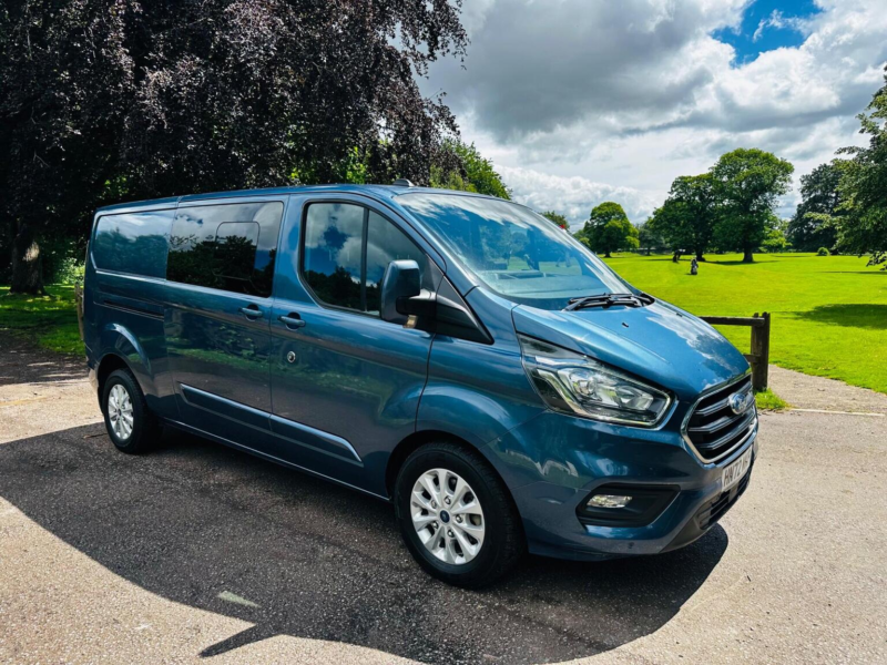 2022 Ford Transit Custom 2.0 320 Ecoblue Limited Crew Van Auto L2 H1 Euro 6 5dr in Blue — image 1