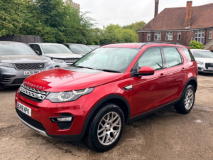 2018 Land Rover Discovery Sport Ed4 Hse in Red — image 5