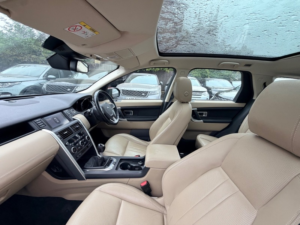 2018 Land Rover Discovery Sport Ed4 Hse in Red — image 6