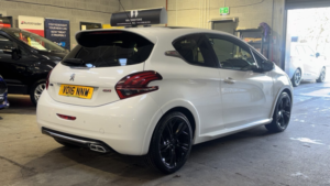 2016 Peugeot 208 1.6 Thp Gti Prestige White 3dr 12 Stamps+panroof+satnav in White — image 6