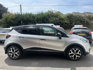 2018 Renault Captur 1.5 Signature X Nav Dci 110 in Silver — image 2