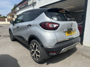 2018 Renault Captur 1.5 Signature X Nav Dci 110 in Silver — image 4