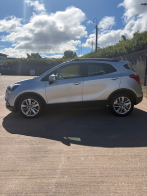2017 Vauxhall Mokka X 1.4i Turbo Design Nav SUV 5dr Petrol Auto Euro 6 (140 Ps) in Silver — image 2