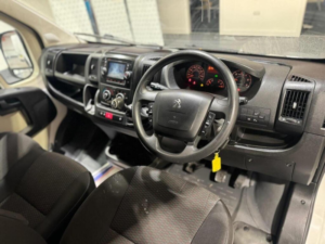 2018 Peugeot Boxer 2.0 Bluehdi 335 Professional L3 H2 Euro 6 5dr in White — image 2