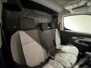 2023 Vauxhall Combo 1.5 Turbo D 2300 Prime L2 H1 Euro 6 (s/s) 6dr in Black — image 4