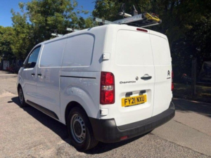2021 Citroen Dispatch 1.5 Bluehdi 1000 Enterprise M Fwd 2 Euro 6 (s/s) 6dr in White — image 5