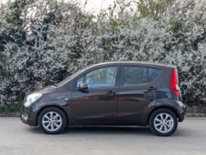 2012 Vauxhall Agila MPV (2008 - 2015) in Black — image 4