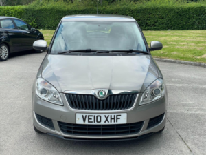 2010 Skoda Fabia 1.2 Tsi Se DSG Euro 5 5dr in Beige — image 2