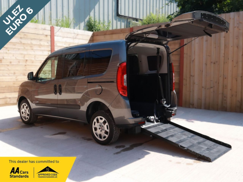 2019 Fiat Doblo 3 SEAT Wheelchair Accessible Disabled Access Vehicle Wav in Grey — image 1