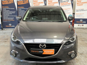 2015 Mazda Mazda3 2.0 Skyactiv-G Sport Nav Euro 5 (s/s) 5dr in Grey — image 2