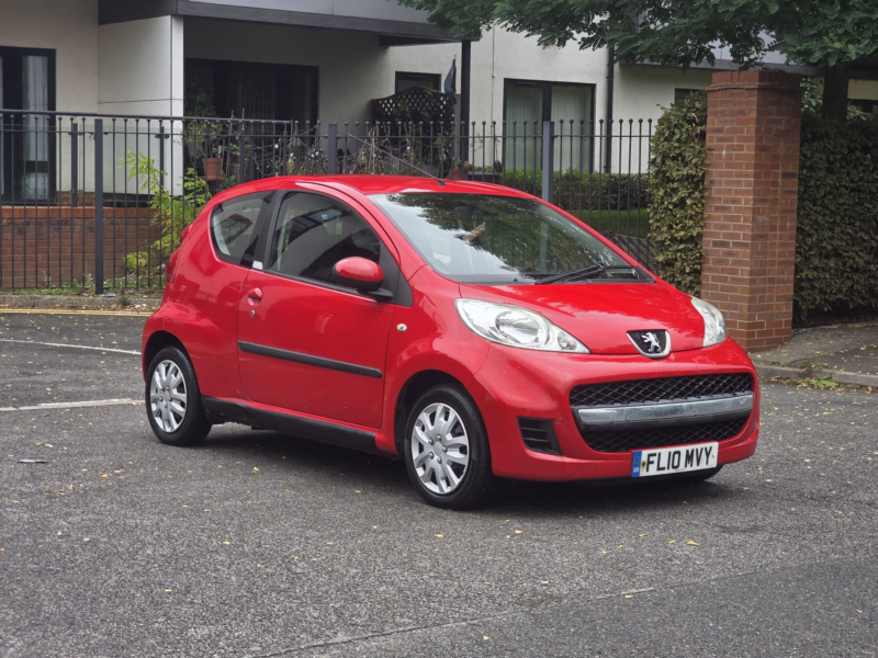 2010 Peugeot 107 1.0 12v Urban Hatchback 3dr Petrol Manual Euro 4 (68 Ps) in Red — image 1