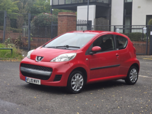 2010 Peugeot 107 1.0 12v Urban Hatchback 3dr Petrol Manual Euro 4 (68 Ps) in Red — image 3