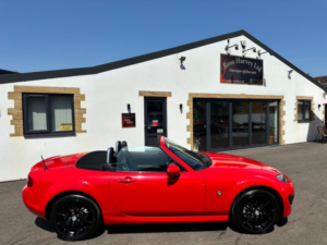 2011 Mazda Mx-5 2.0i Sport Tech Euro 5 2dr in Red — image 3