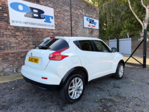 2012 Nissan Juke 1.6 Juke Acenta Premium 5dr in White — image 3