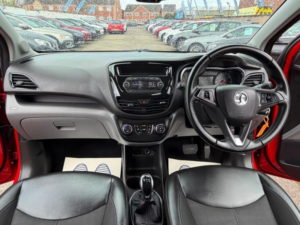 2018 Vauxhall Viva 1.0i Sl Easytronic Euro 6 5dr in Red — image 2