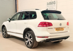 2015 Volkswagen Touareg 3.0 Tdi V6 Bluemotion Tech R-Line Tiptronic 4WD Euro 6 (s/s) 5dr in White — image 6