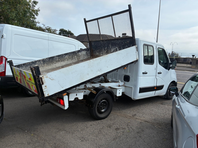 2015 Vauxhall Movano 2.3 Cdti 3500 Chassis Double Cab 4dr Diesel Manual Rwd L2 H1 Euro 5 (125 Ps) in White — image 1
