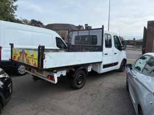 2015 Vauxhall Movano 2.3 Cdti 3500 Chassis Double Cab 4dr Diesel Manual Rwd L2 H1 Euro 5 (125 Ps) in White — image 4