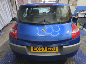 2007 Renault Megane 1.4 16v Dynamique 5dr in Blue — image 2