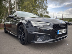 2019 Audi A4 Avant 2.0 Tfsi 35 Black Edition Estate 5dr Petrol S Tronic Euro 6 (s/s) (150 Ps) in Black — image 2
