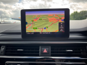 2019 Audi A4 Avant 2.0 Tfsi 35 Black Edition Estate 5dr Petrol S Tronic Euro 6 (s/s) (150 Ps) in Black — image 5
