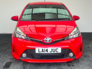 2014 Toyota Yaris 1.33 Dual Vvt-I Icon Multidrive S Euro 5 5dr in Other — image 2