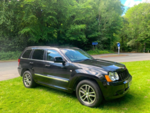 2010 Jeep Grand Cherokee V6 Crd S Limited in Black — image 2